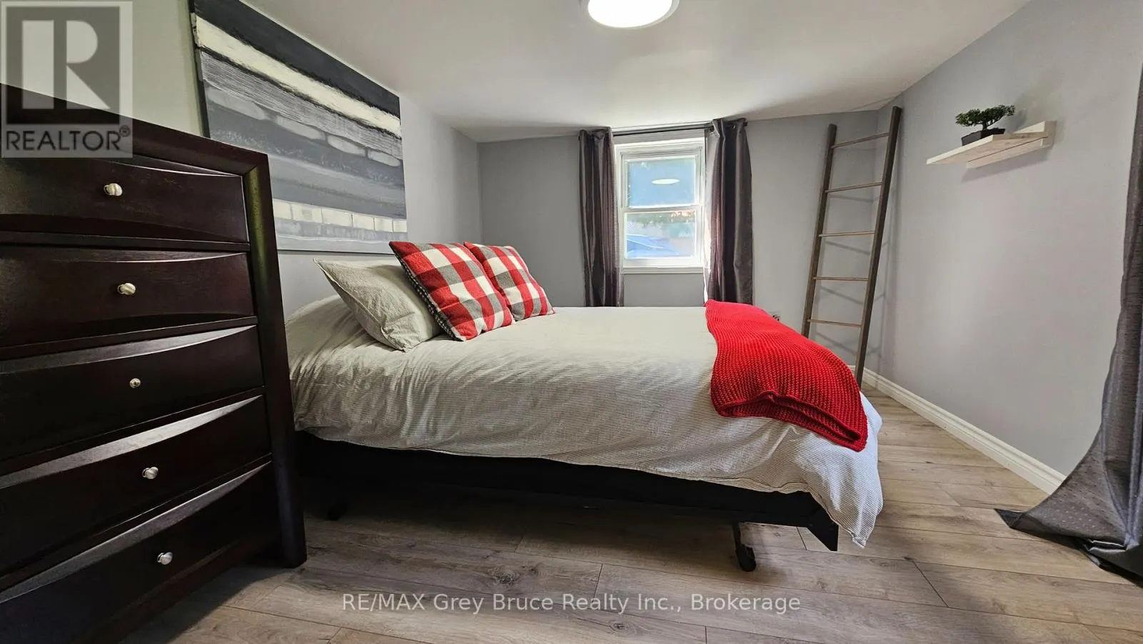 549 STOKES BAY ROAD