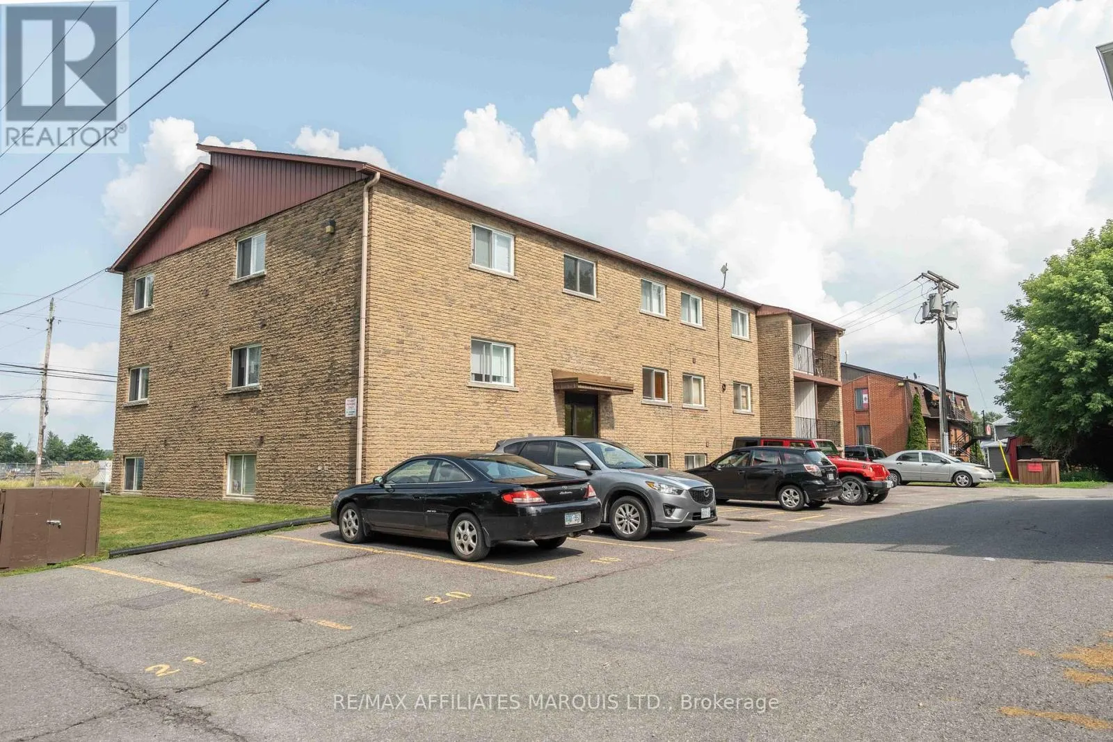 120 MILITARY ROAD