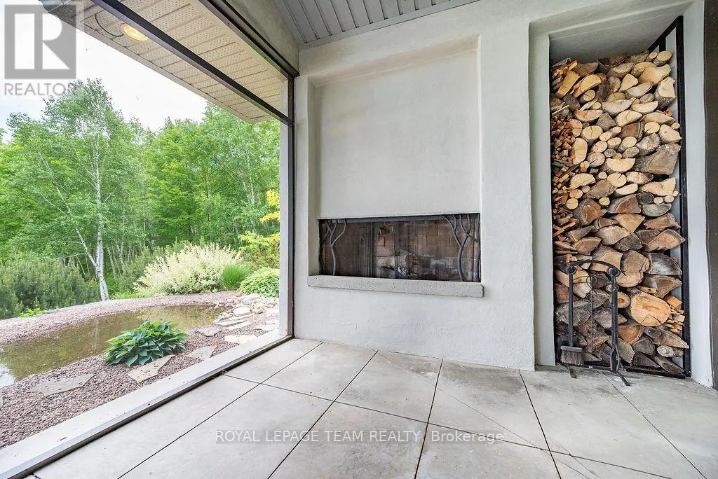2741 FOYMOUNT ROAD