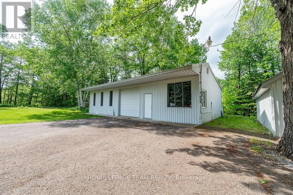 2741 FOYMOUNT ROAD