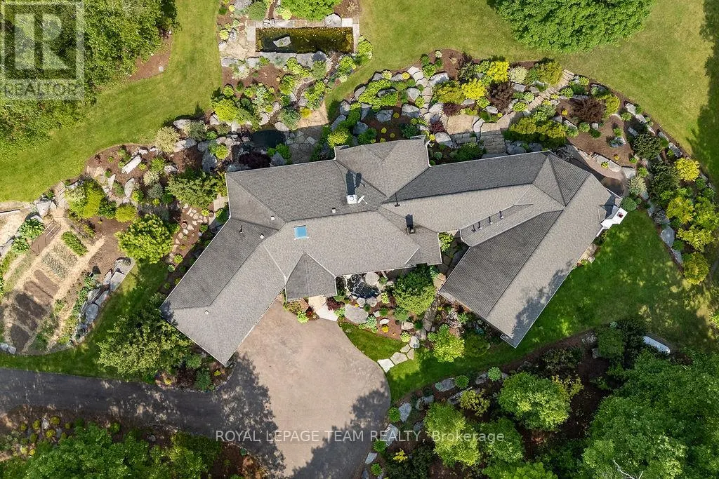 2741 FOYMOUNT ROAD