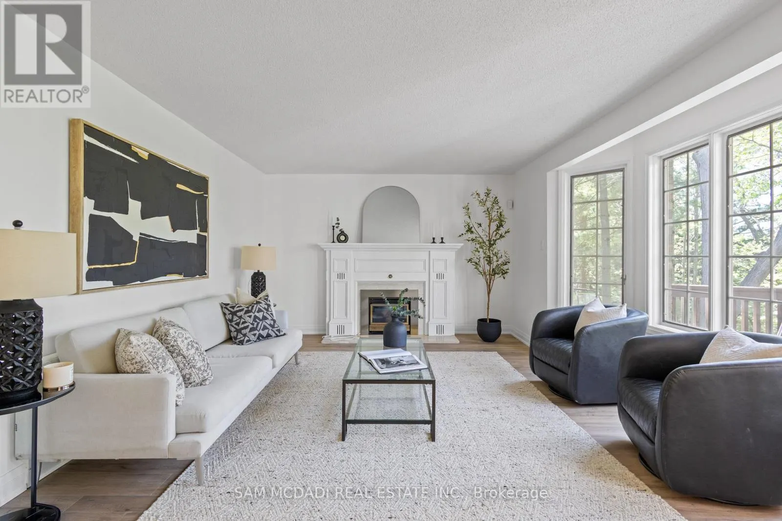 83 ROYAL OAK DRIVE