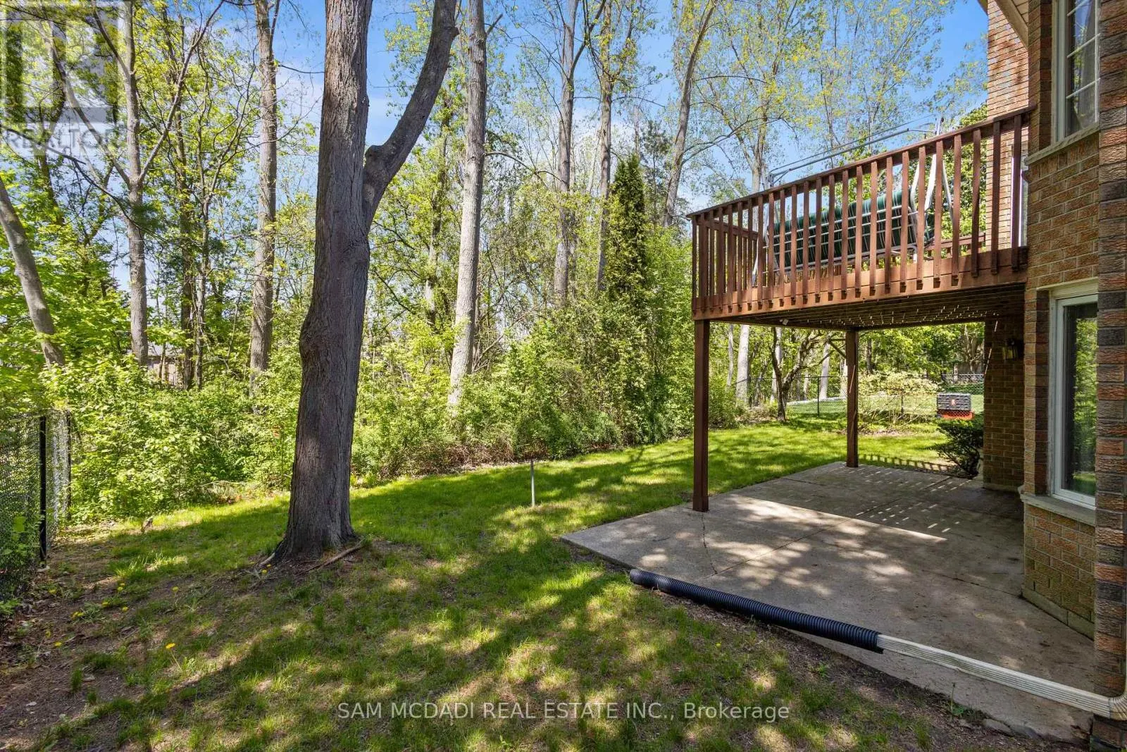 83 ROYAL OAK DRIVE