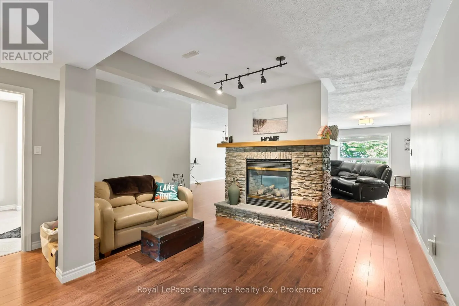 71 UPPER LORNE BEACH ROAD
