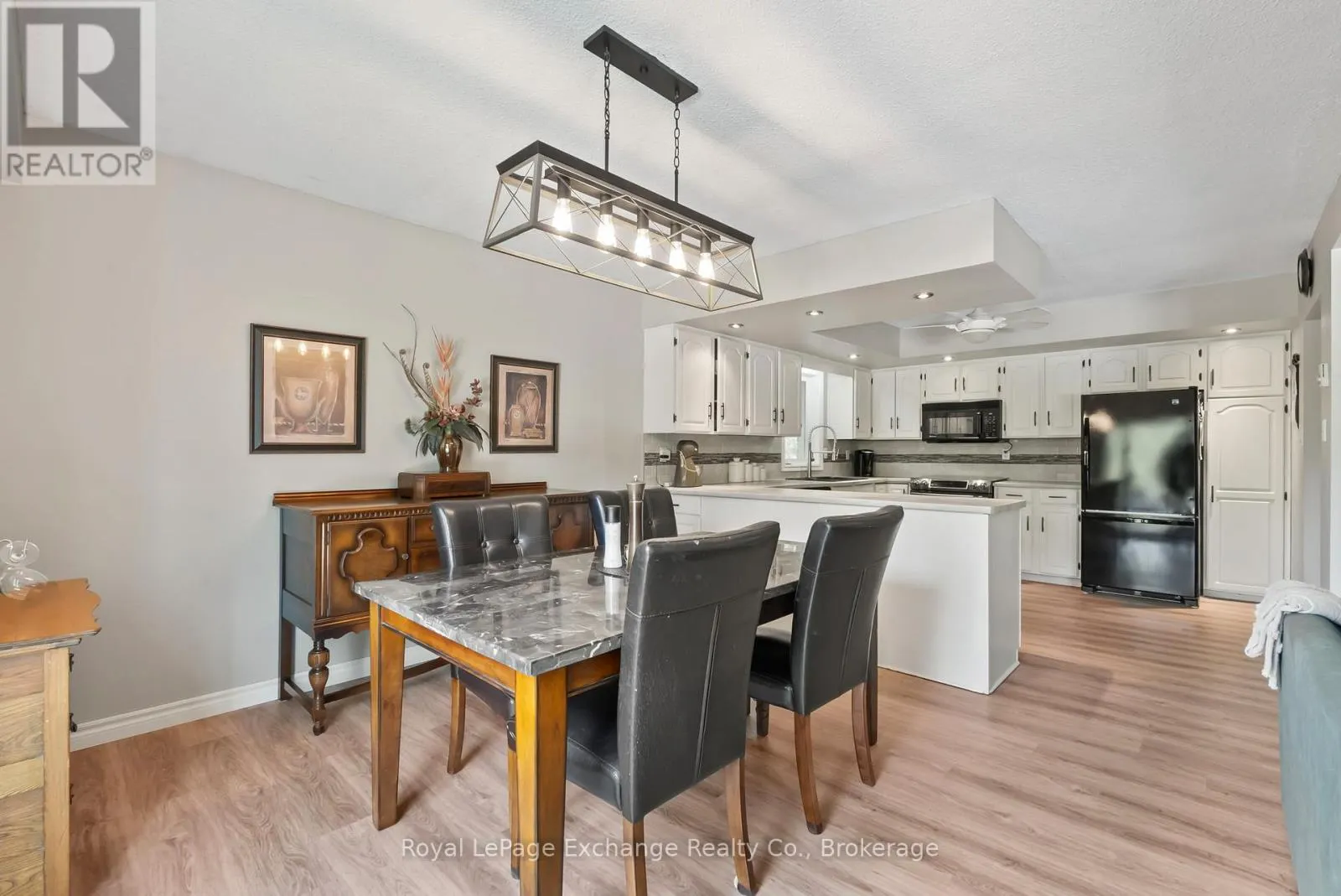 71 UPPER LORNE BEACH ROAD