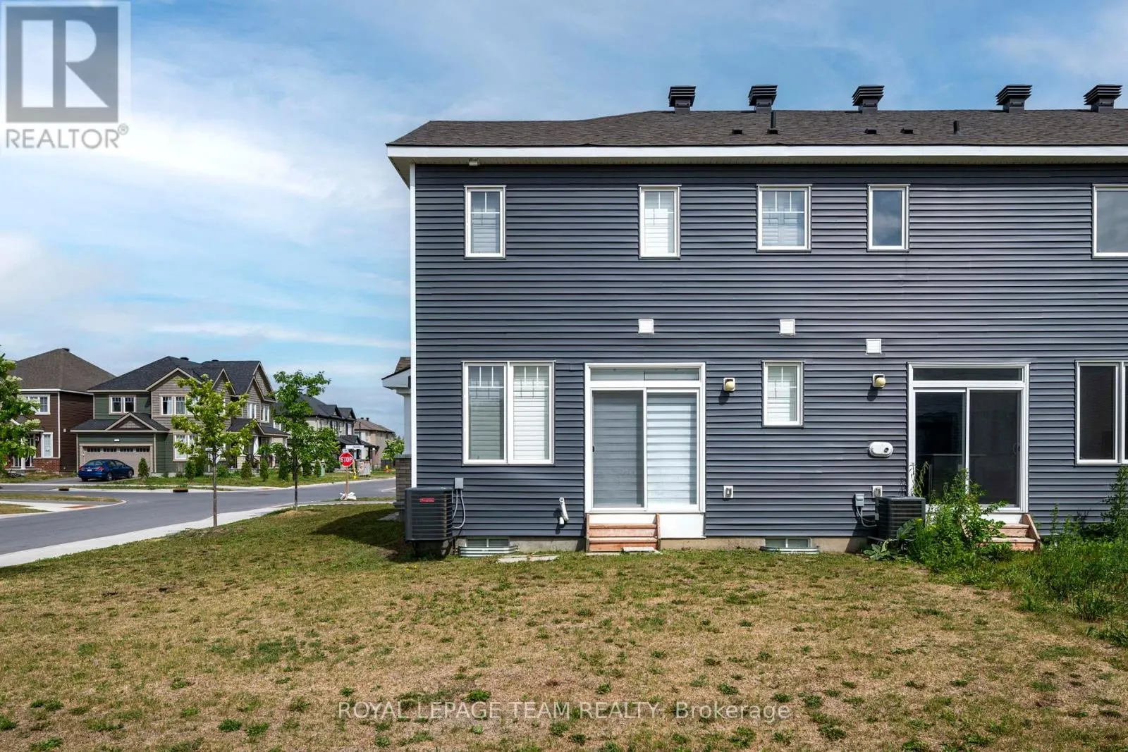 741 DERREEN AVENUE