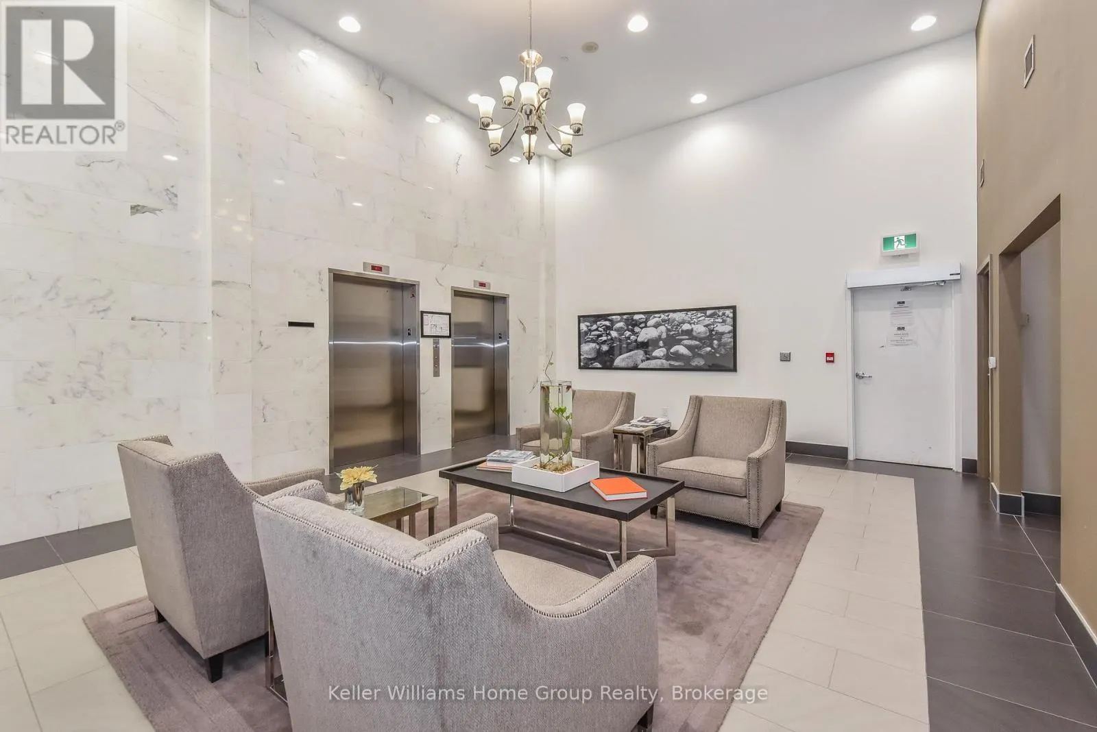 901 - 150 WELLINGTON STREET E, #901