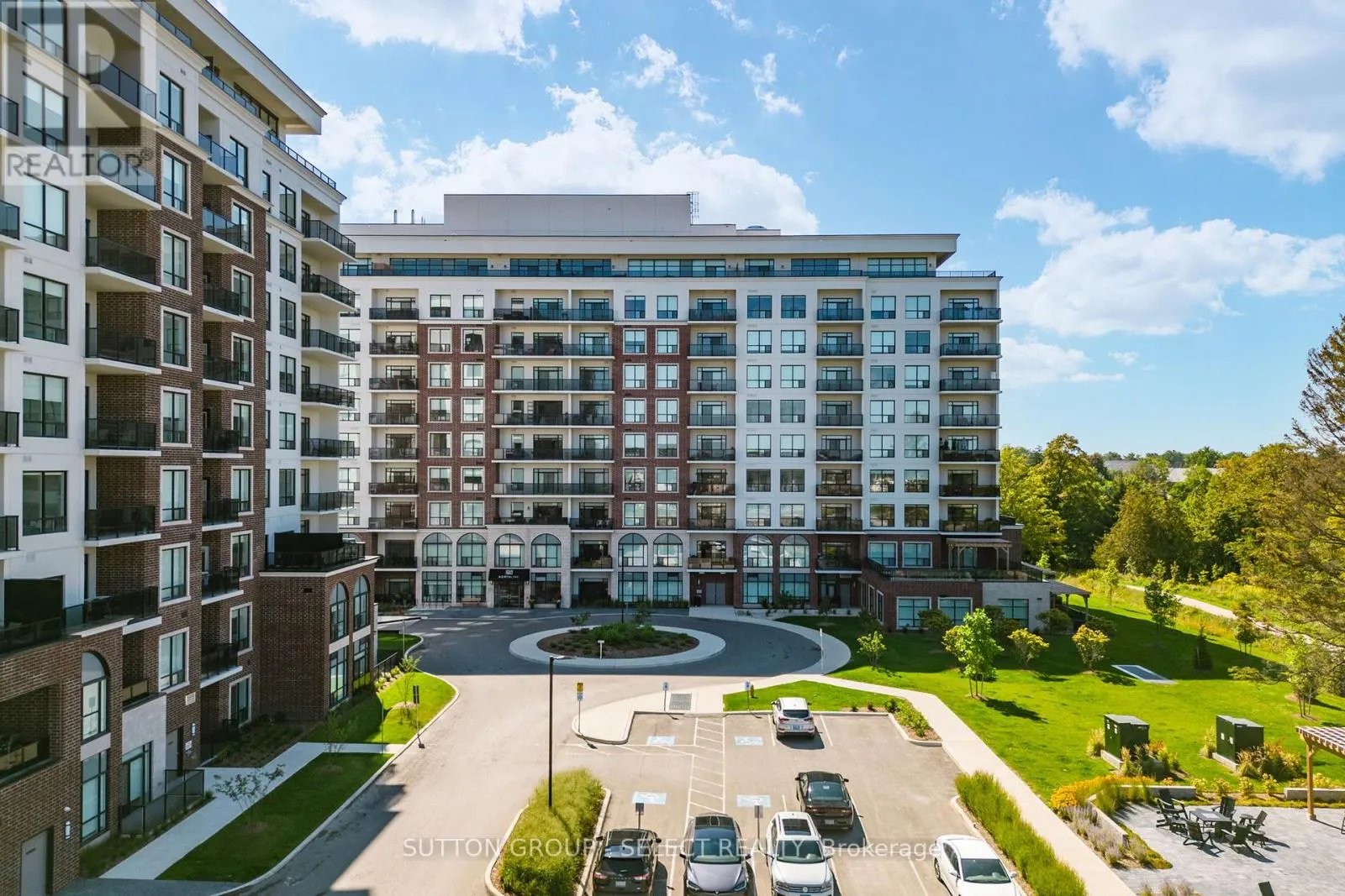 1001 - 460 CALLAWAY ROAD, #1001
