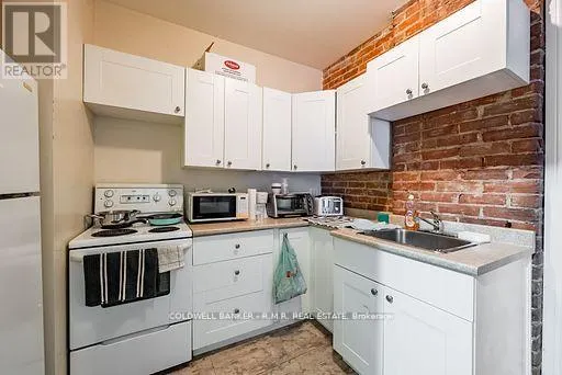 47 - 49 WILLIAM STREET N