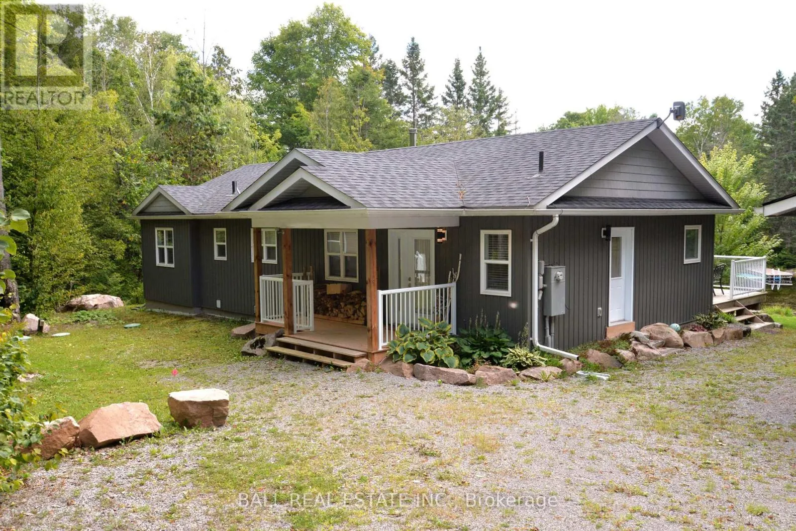405 PHILRICK DRIVE