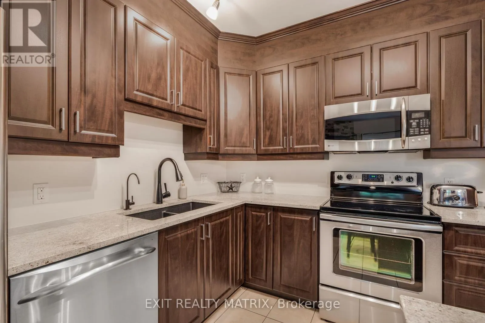 2 - 193 BOURDEAU BOULEVARD