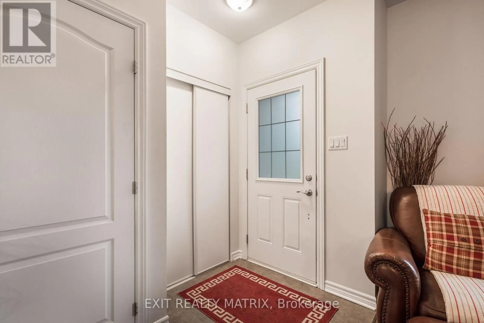 2 - 193 BOURDEAU BOULEVARD