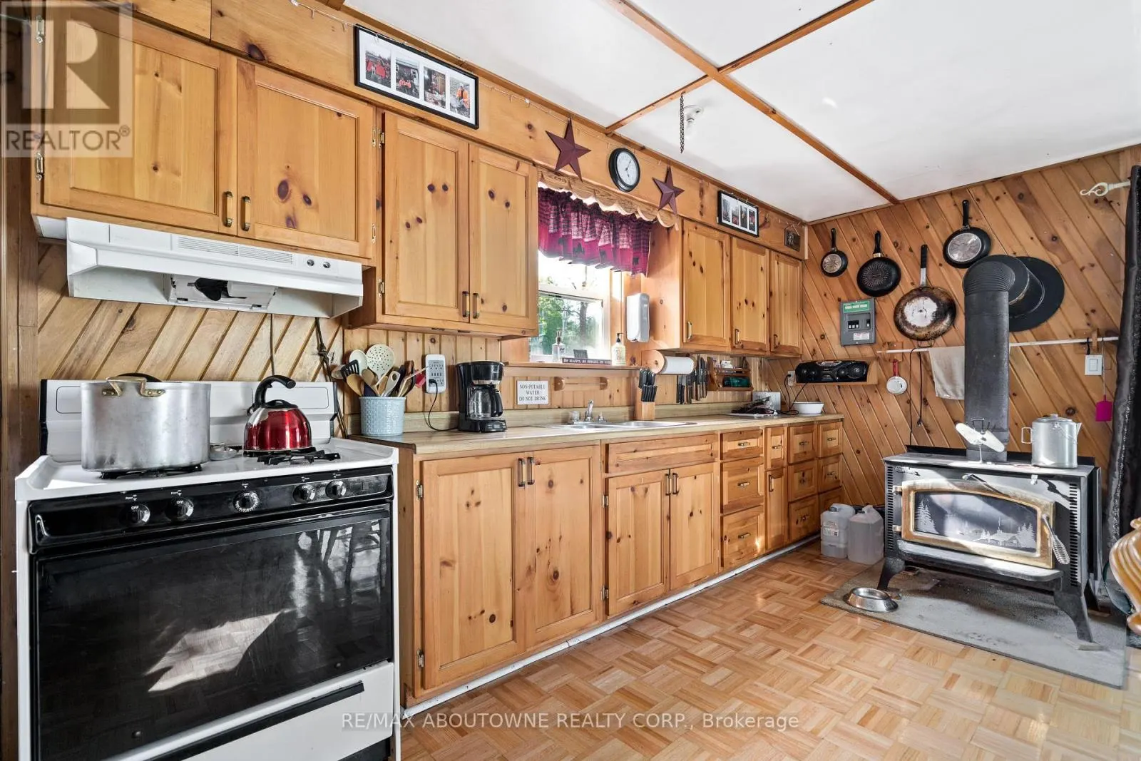 1161 & 1220 TURCOTTE ROAD