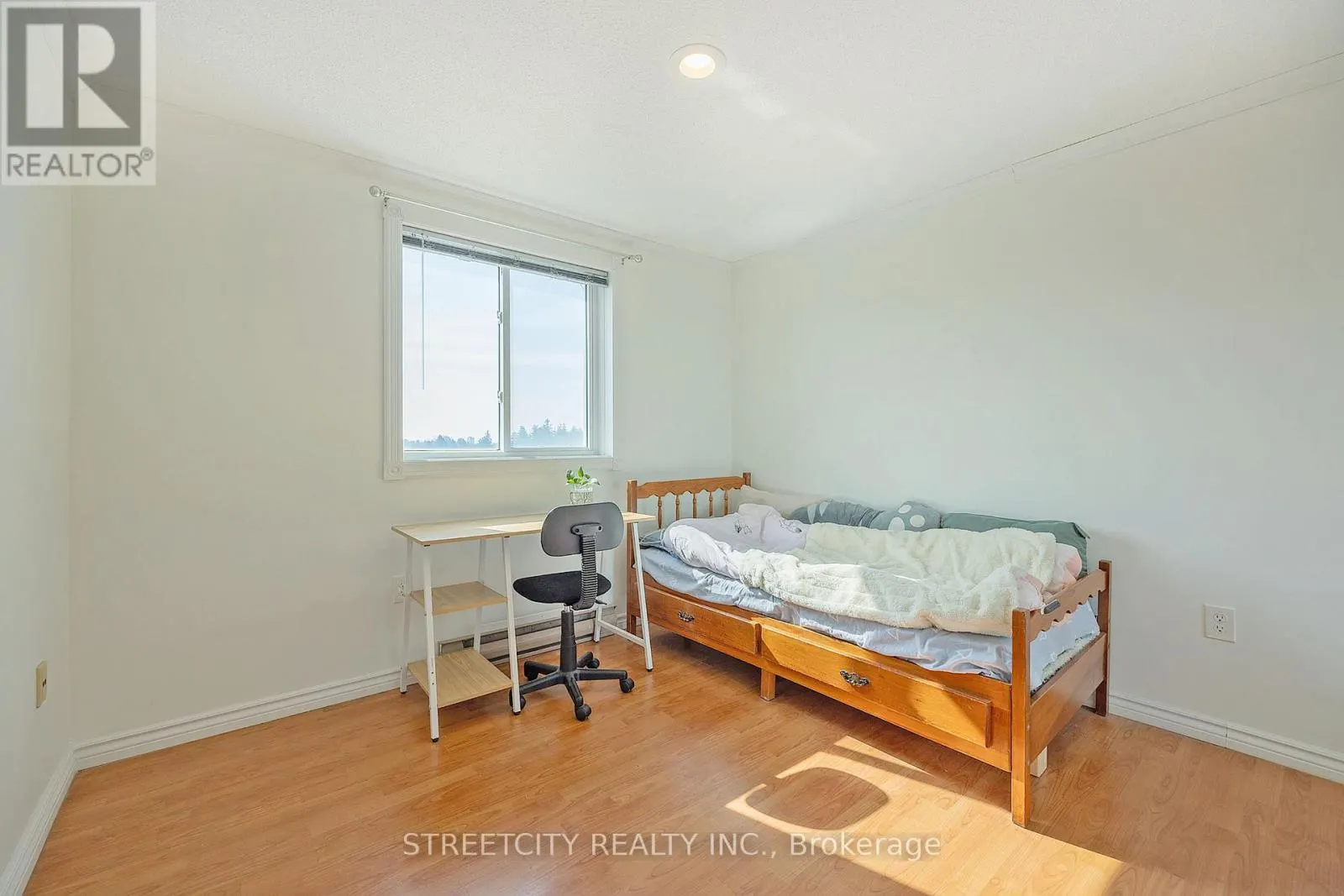 701 - 986 HURON STREET, #701