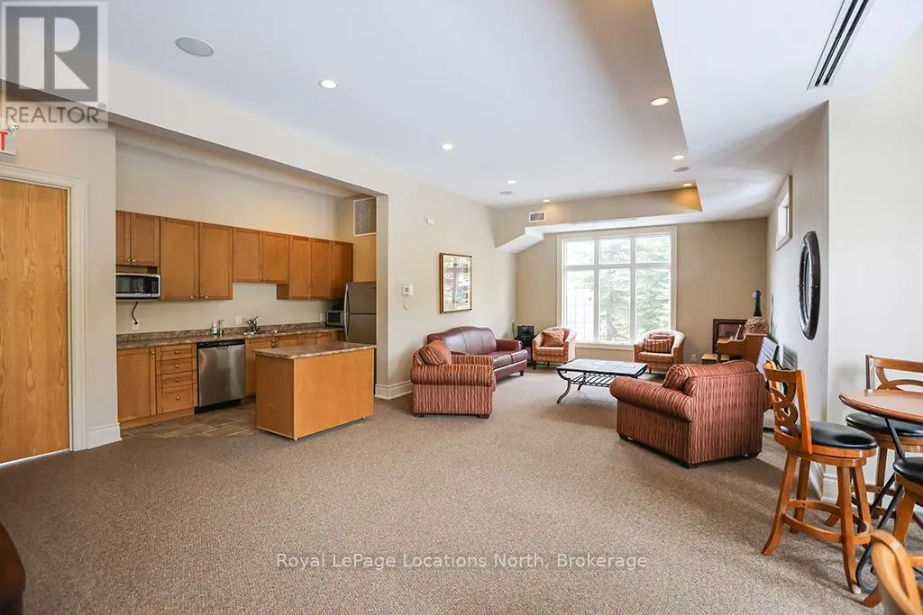 203 - 25 BEAVER STREET S, #203