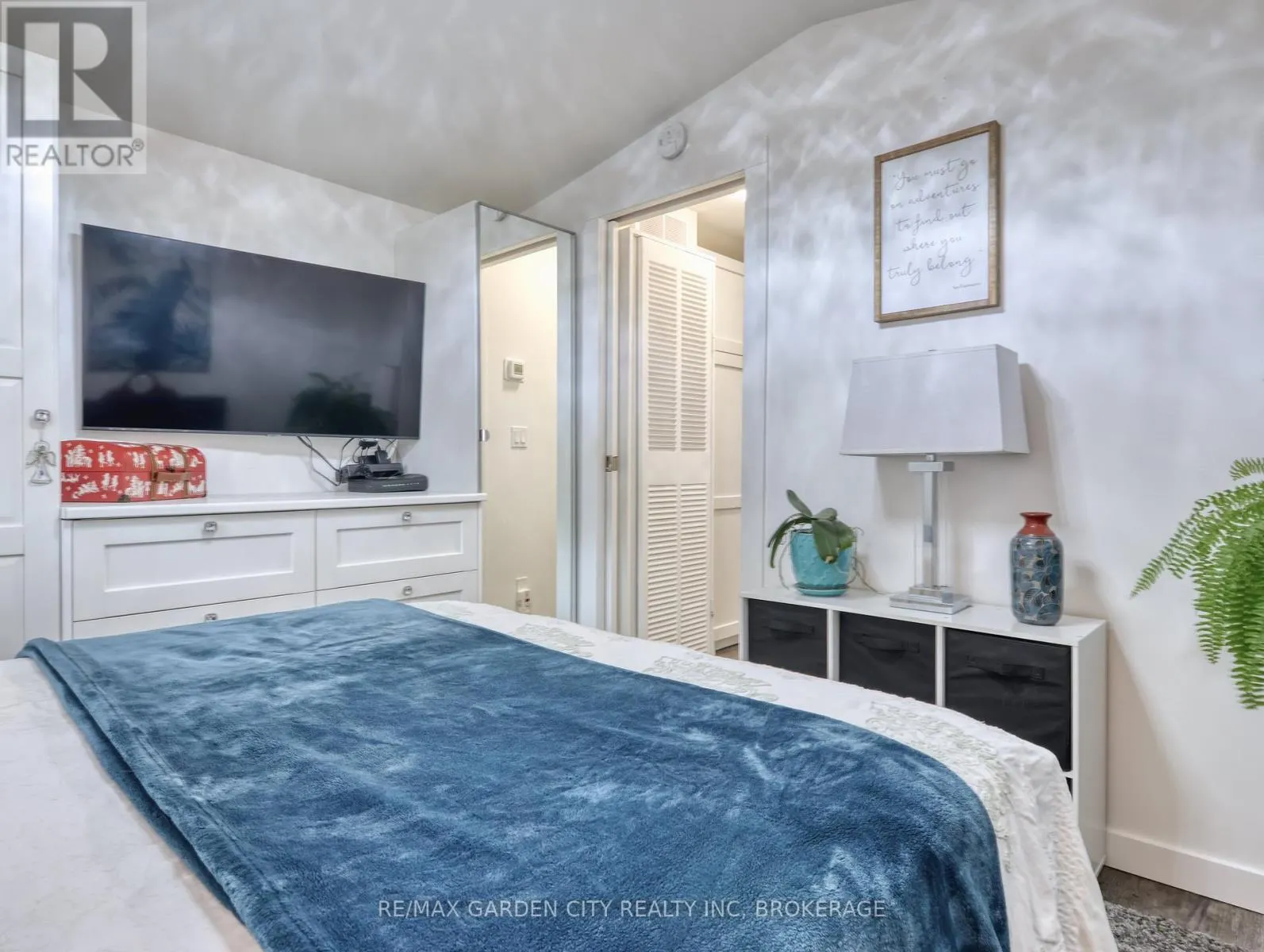 426 - 23 FOUR MILE CREEK ROAD, #426