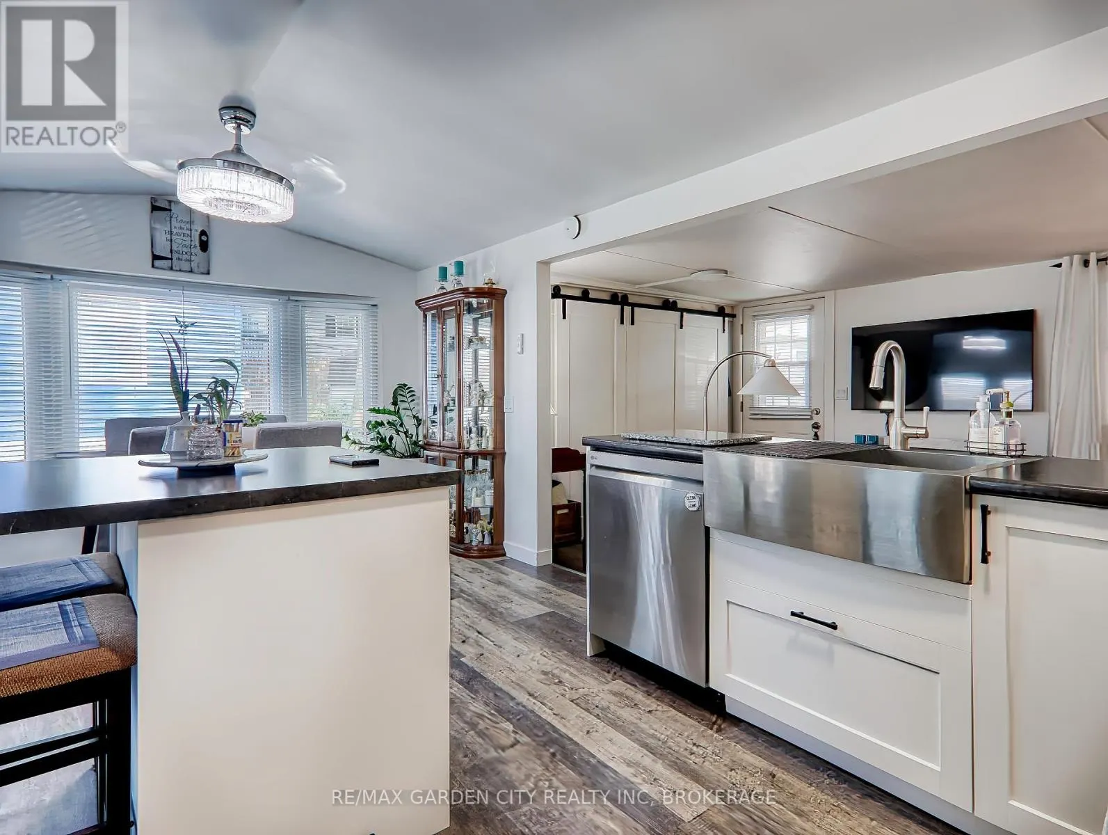 426 - 23 FOUR MILE CREEK ROAD, #426