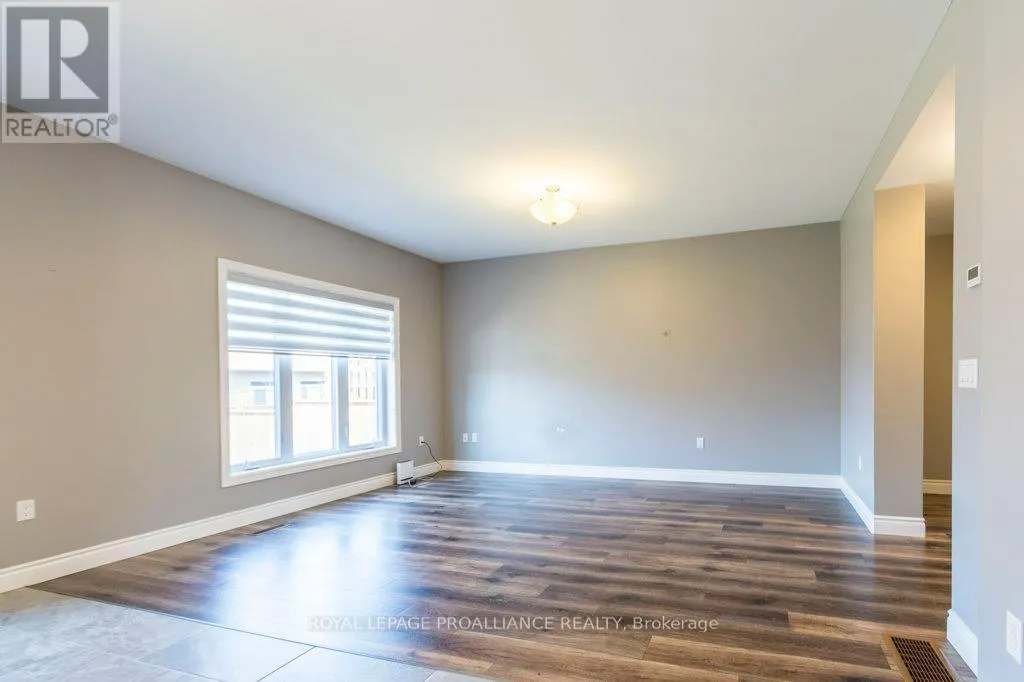 40 COTTONWOOD DRIVE