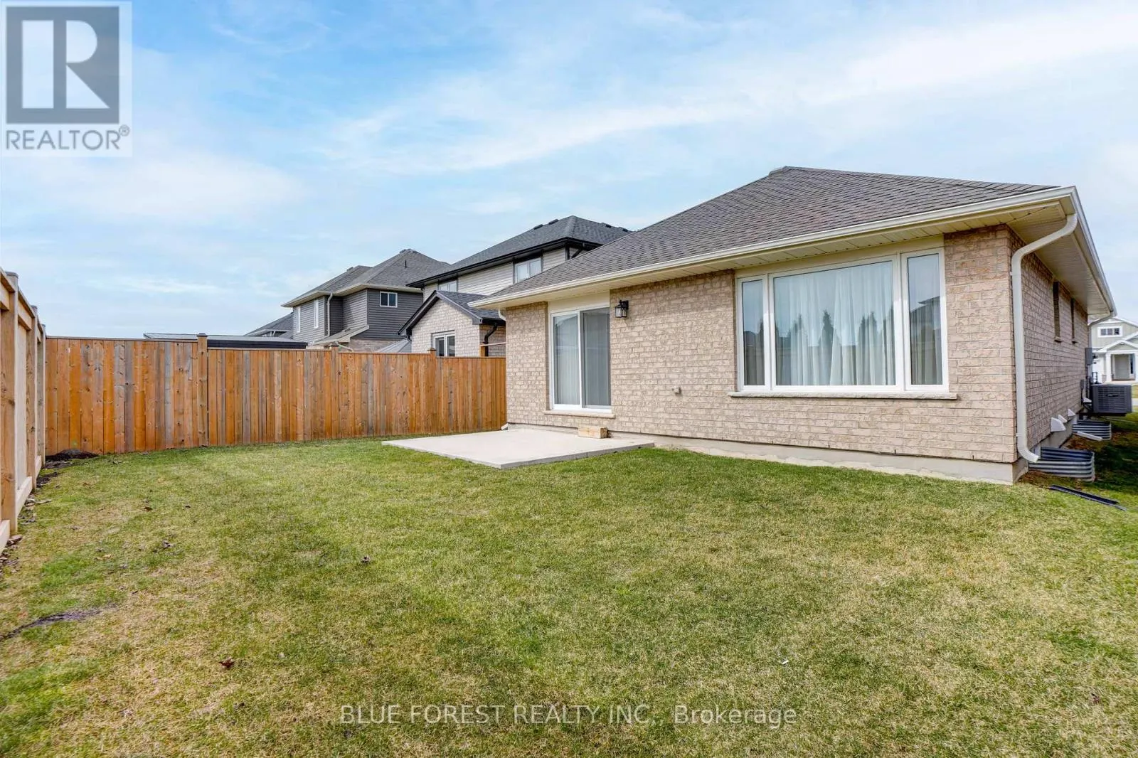 10 AUBURN DRIVE