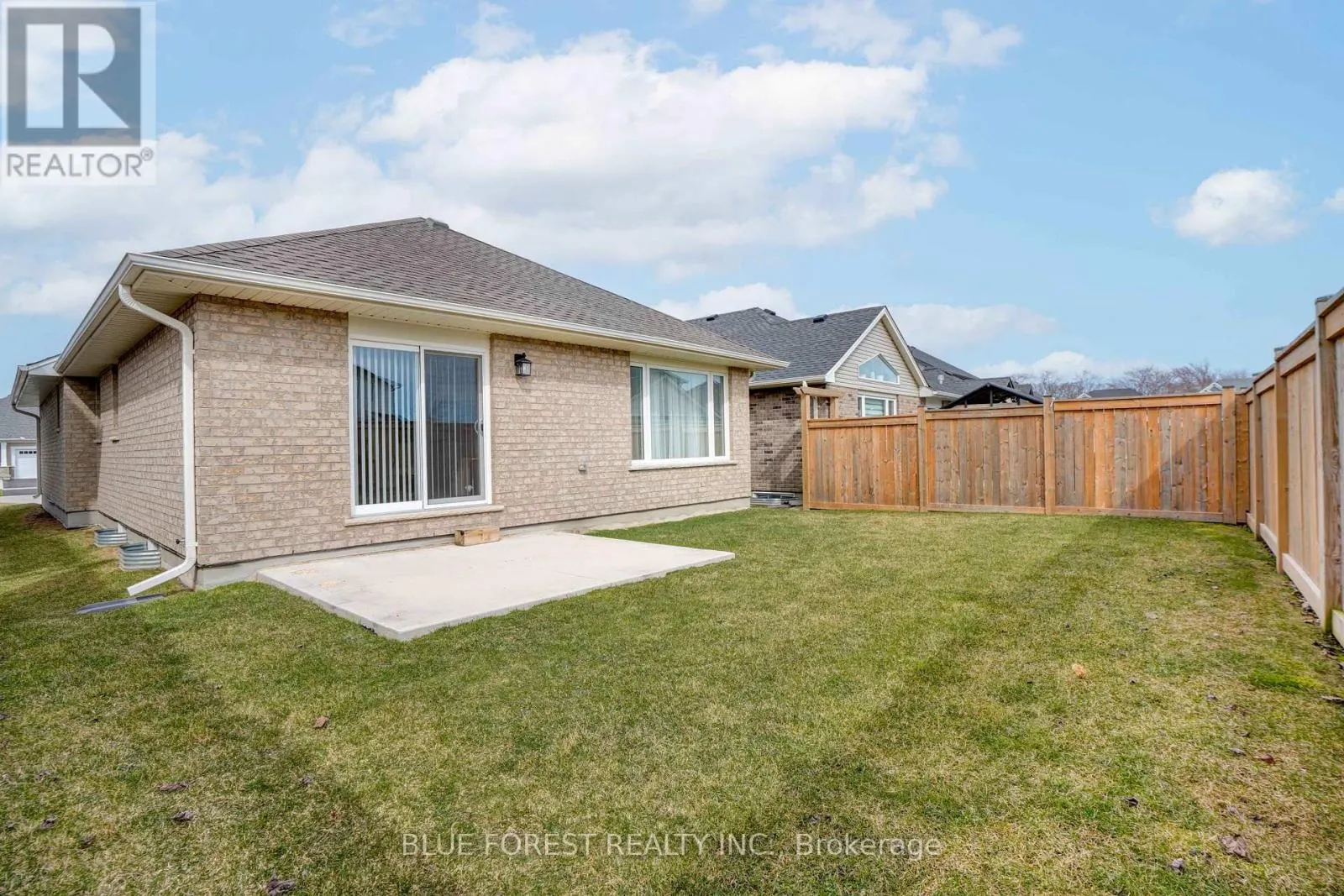 10 AUBURN DRIVE