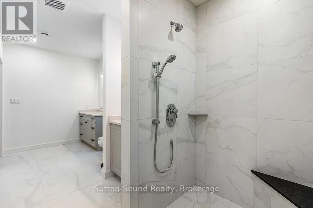 101 - 535 ISAAC STREET, #101