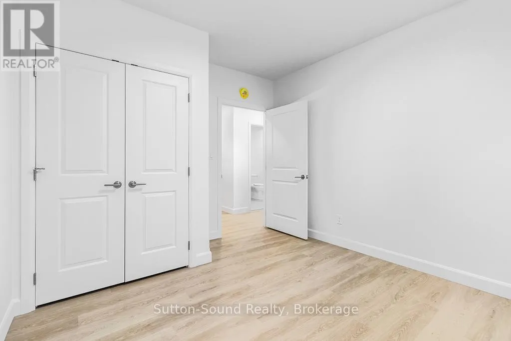 101 - 535 ISAAC STREET, #101