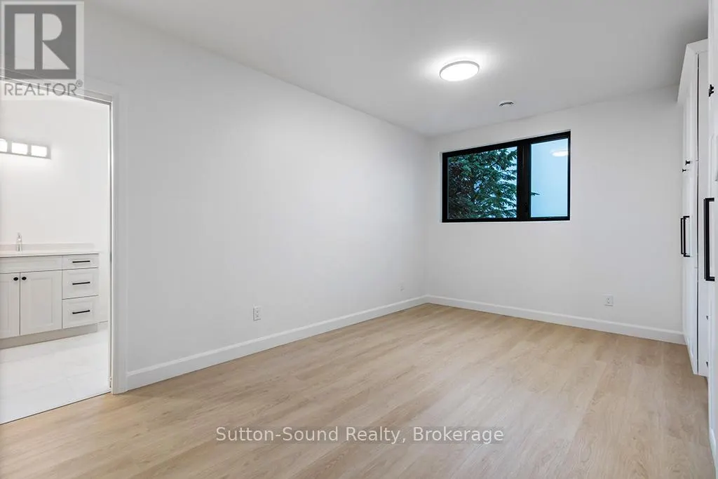 101 - 535 ISAAC STREET, #101