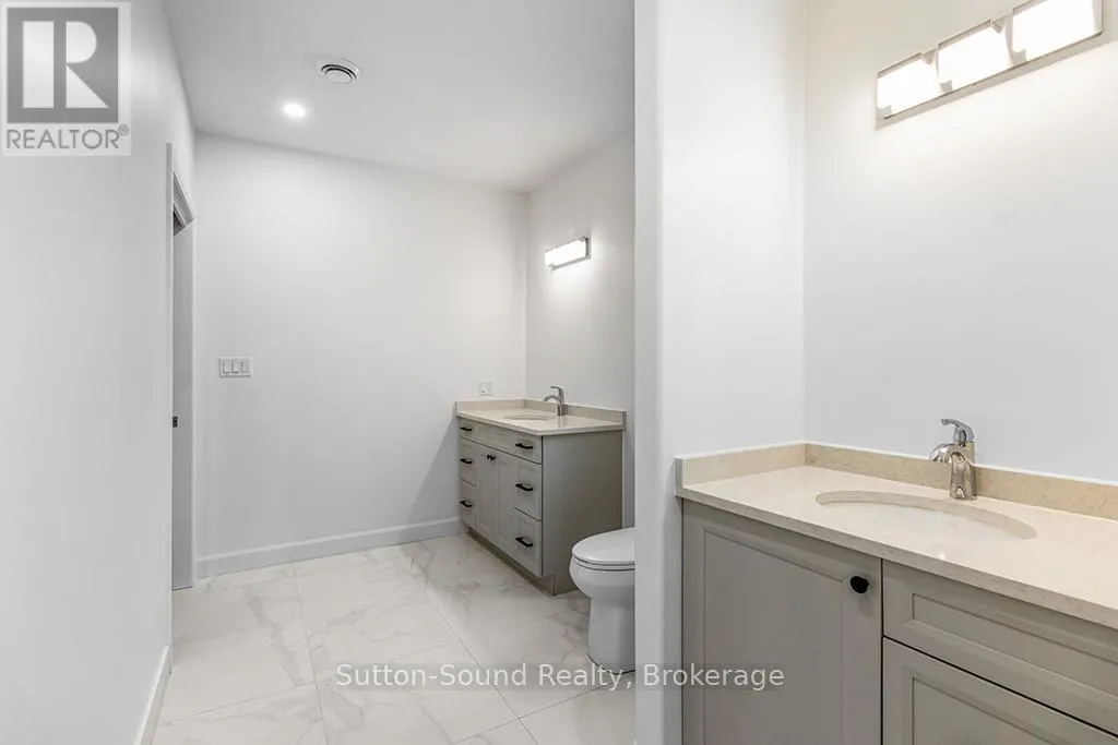 101 - 535 ISAAC STREET, #101
