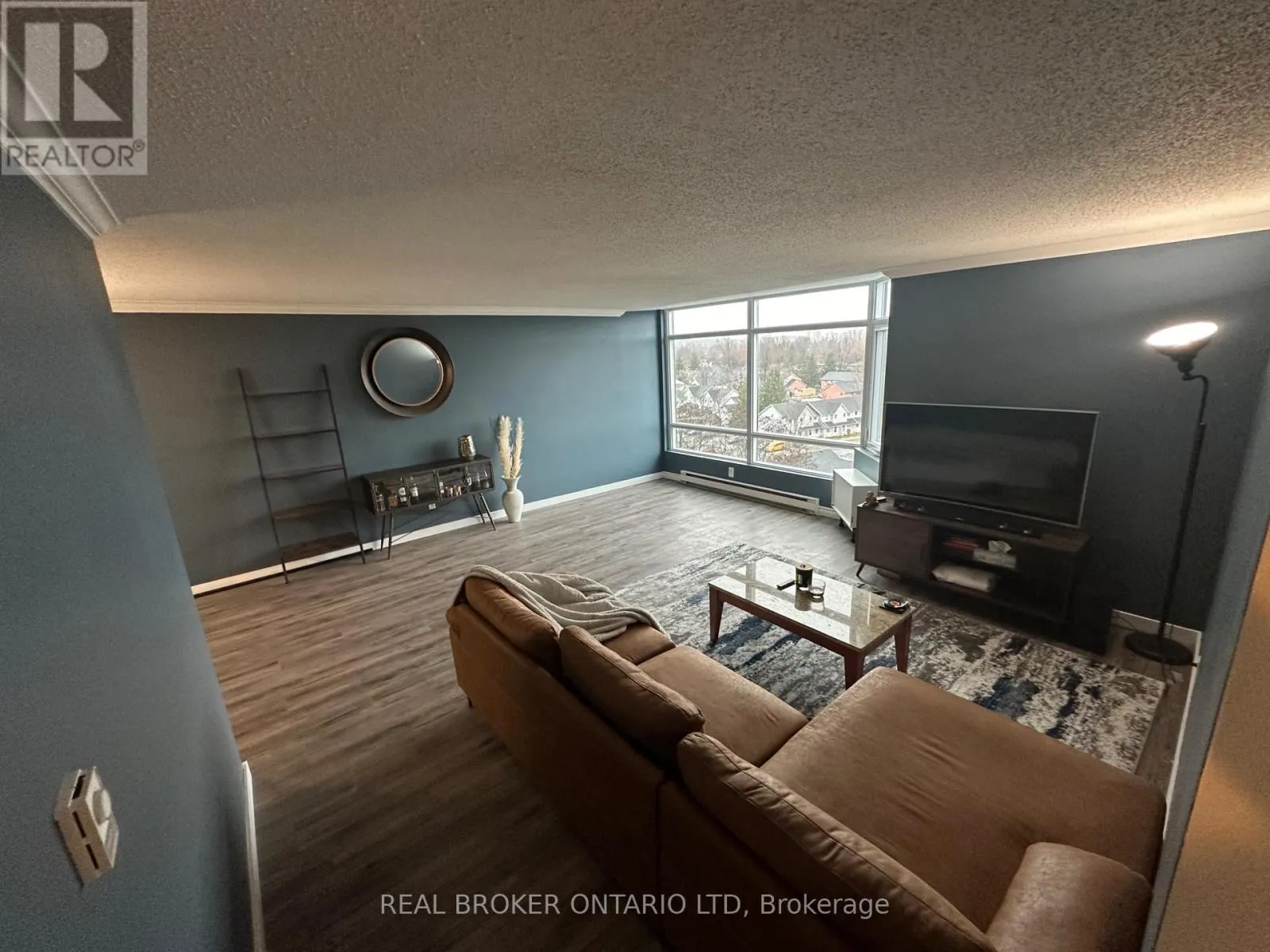 803 - 45 POND MILLS ROAD, #803
