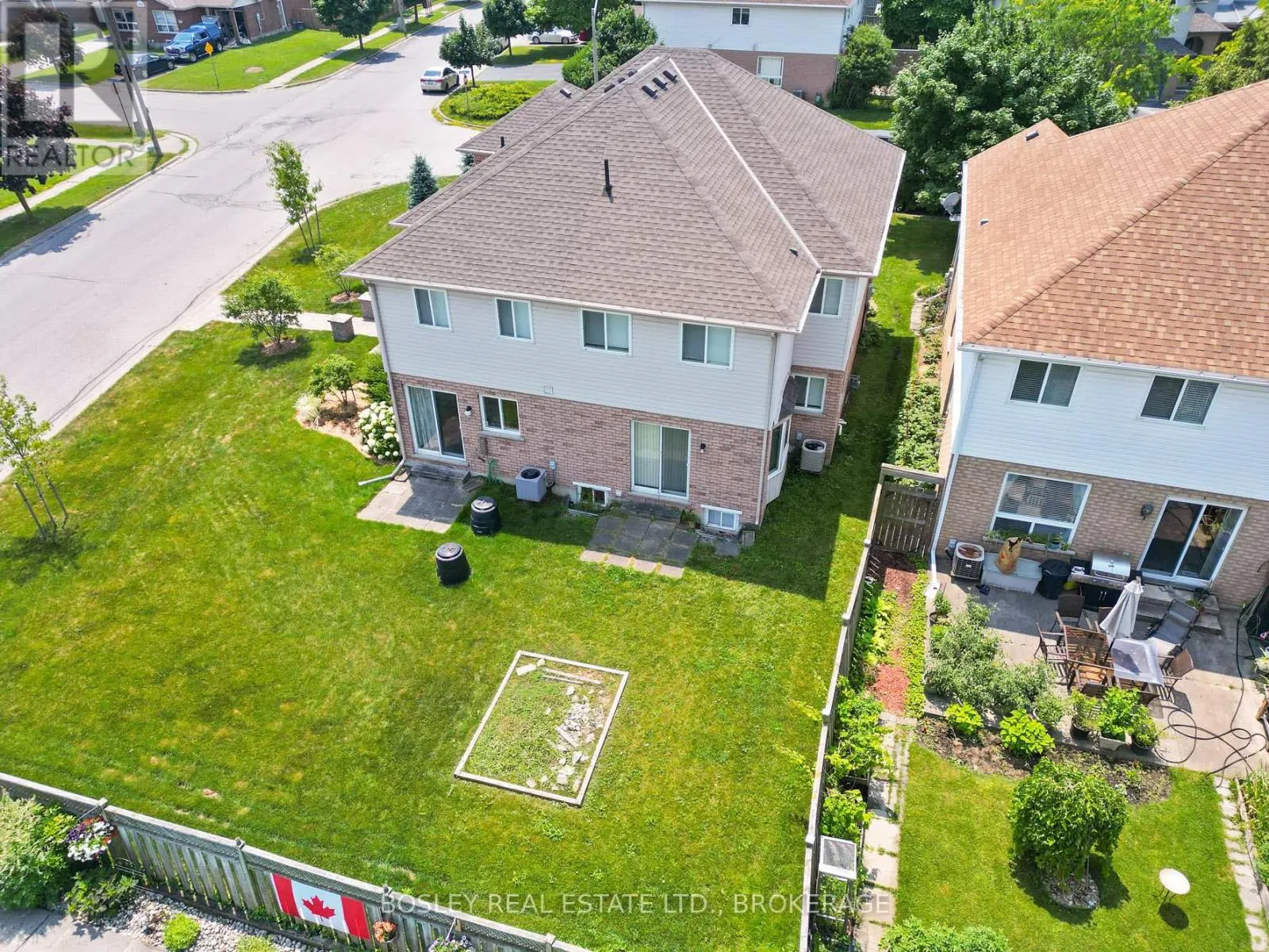 4 GONZALEZ COURT