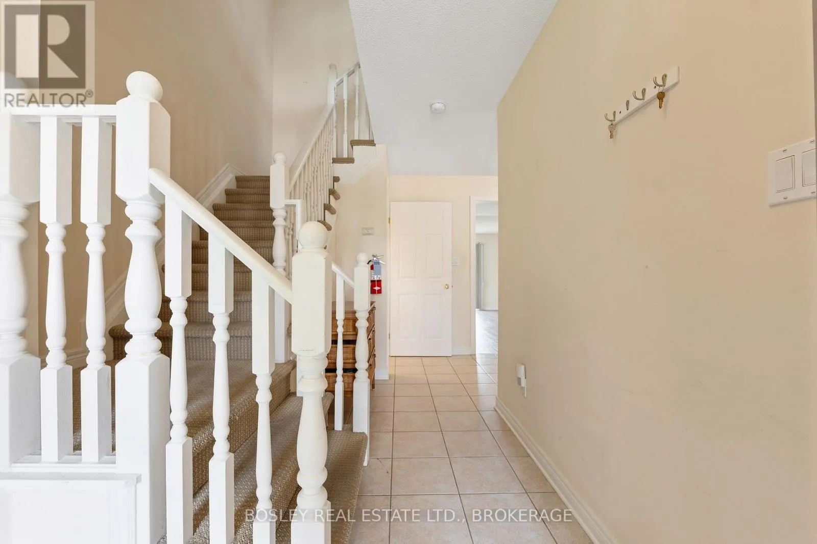 4 GONZALEZ COURT