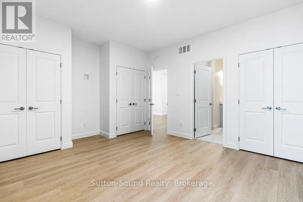 203 - 535 ISAAC STREET, #203