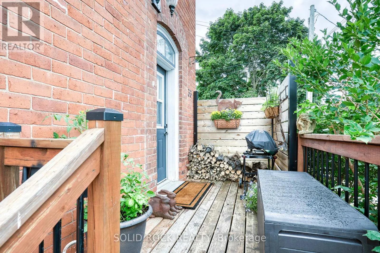 33A AND 33B NAPOLEON STREET
