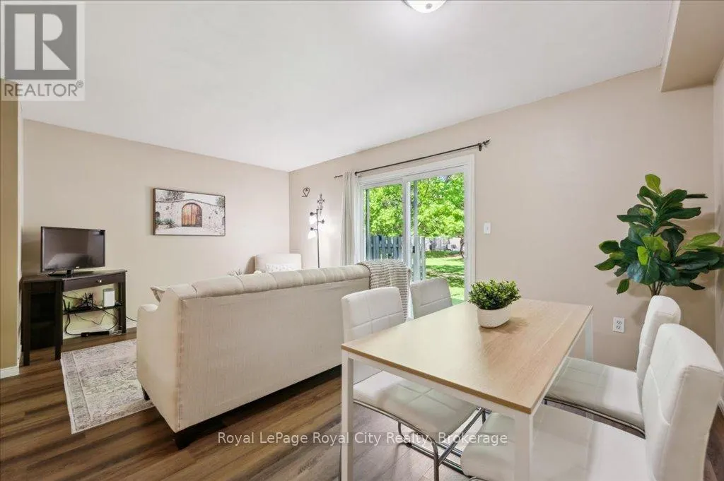 69 ROEHAMPTON CRESCENT