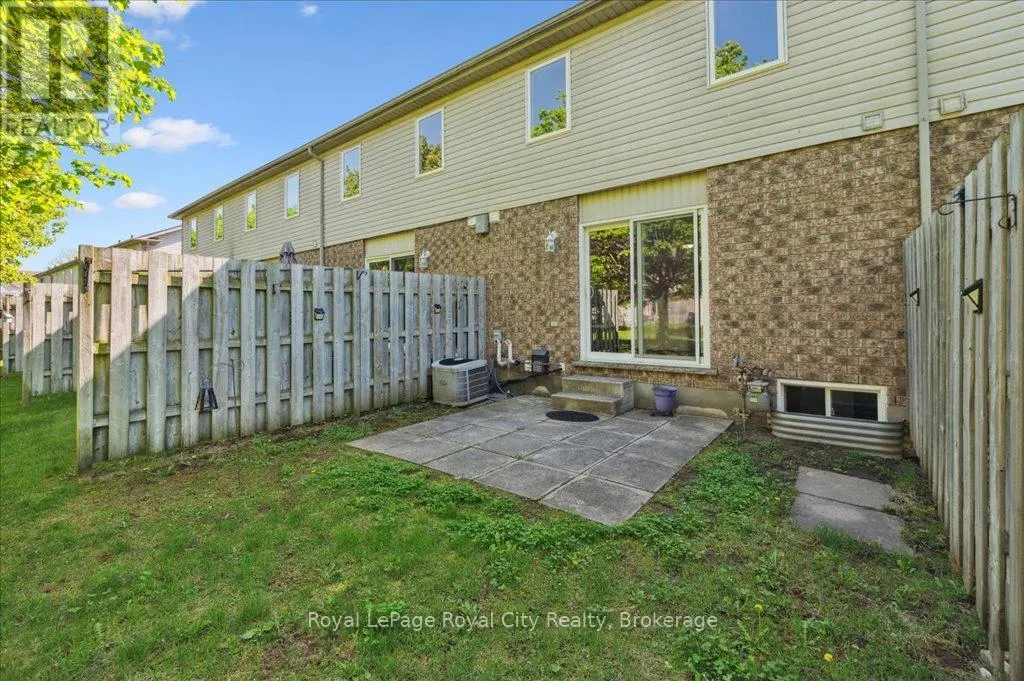 69 ROEHAMPTON CRESCENT