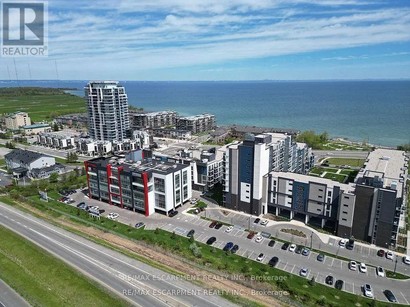 222 - 10 CONCORD PLACE