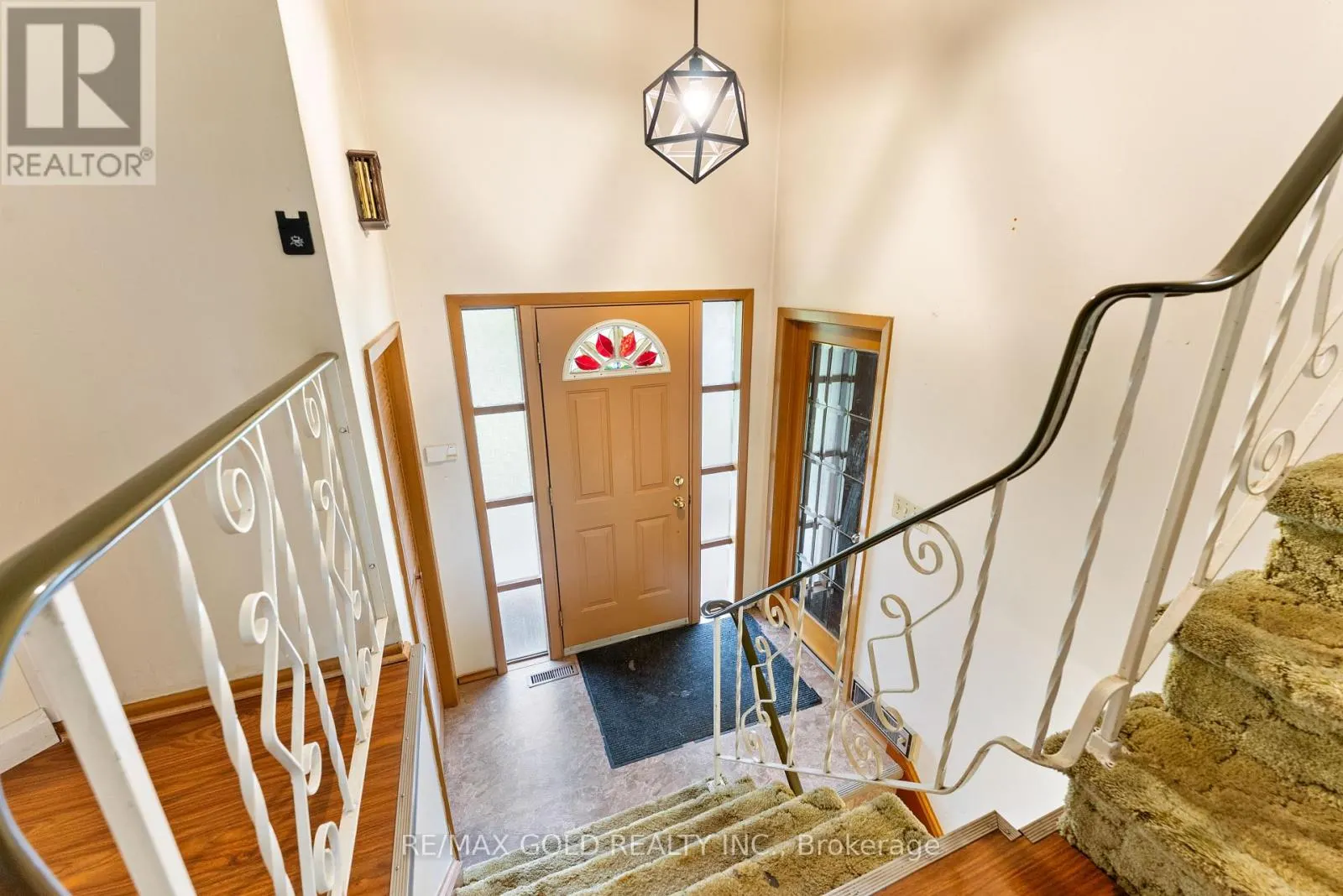 39 LEMOINE STREET