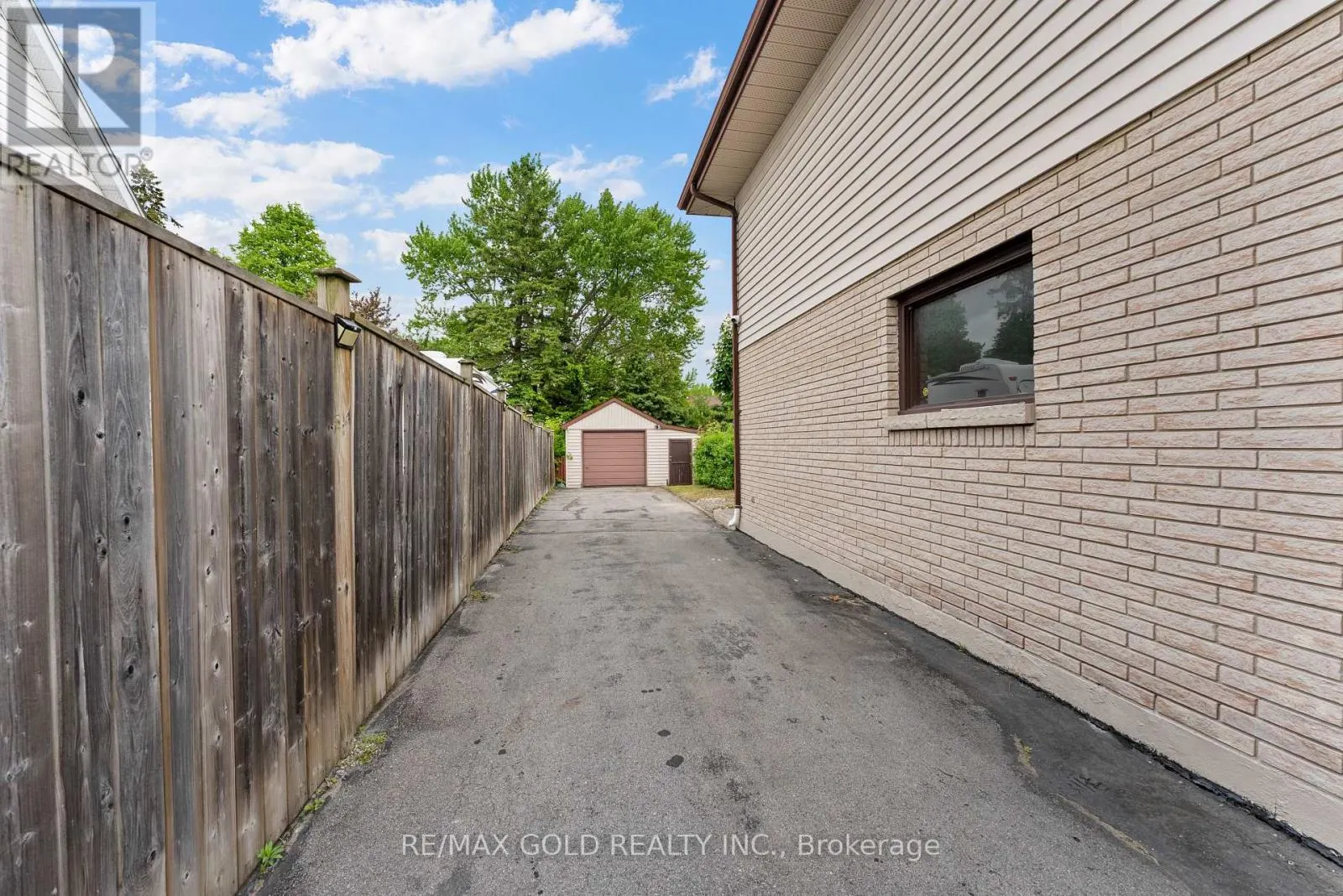 39 LEMOINE STREET