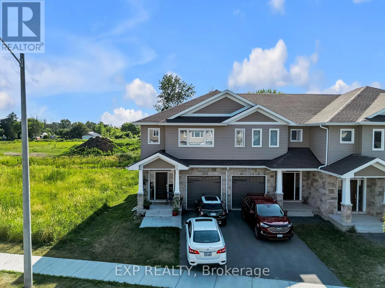 216 HERITAGE PARK DRIVE