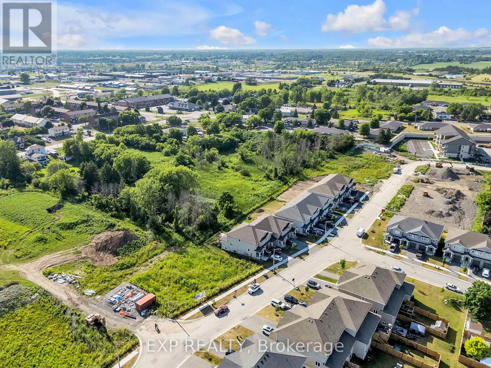 216 HERITAGE PARK DRIVE