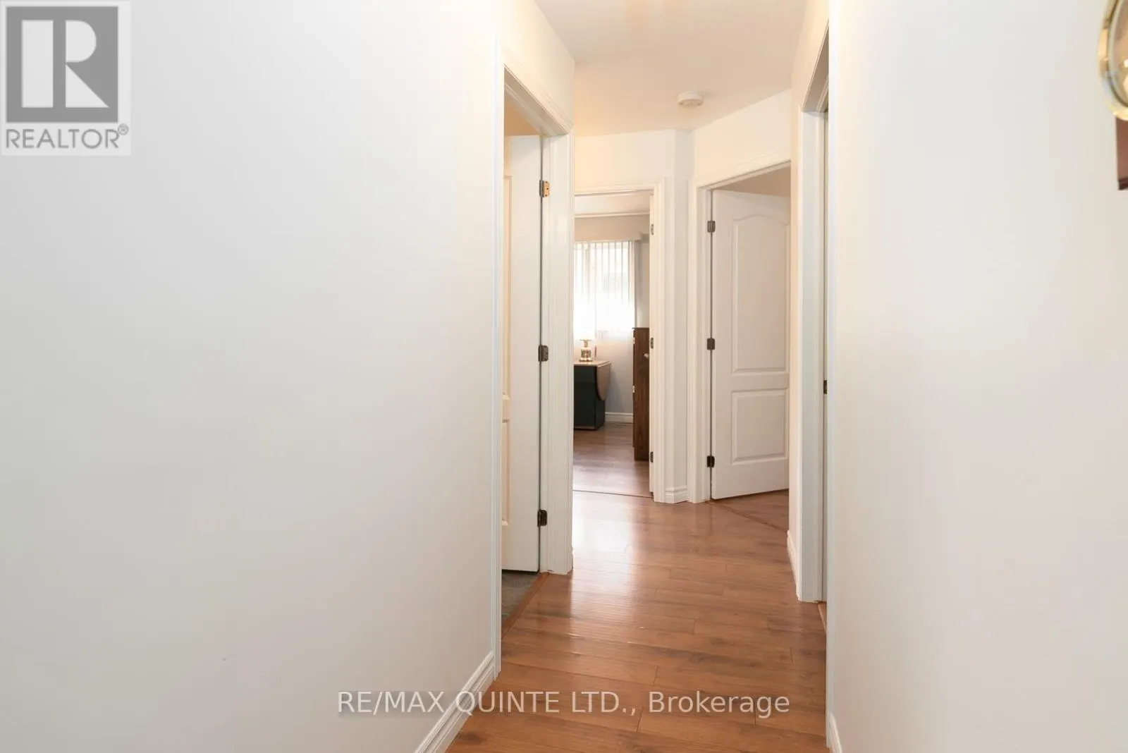 21 GALE CRESCENT