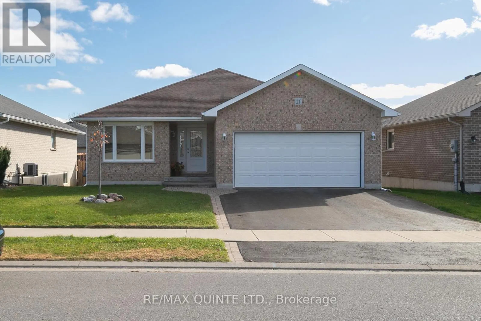 21 GALE CRESCENT