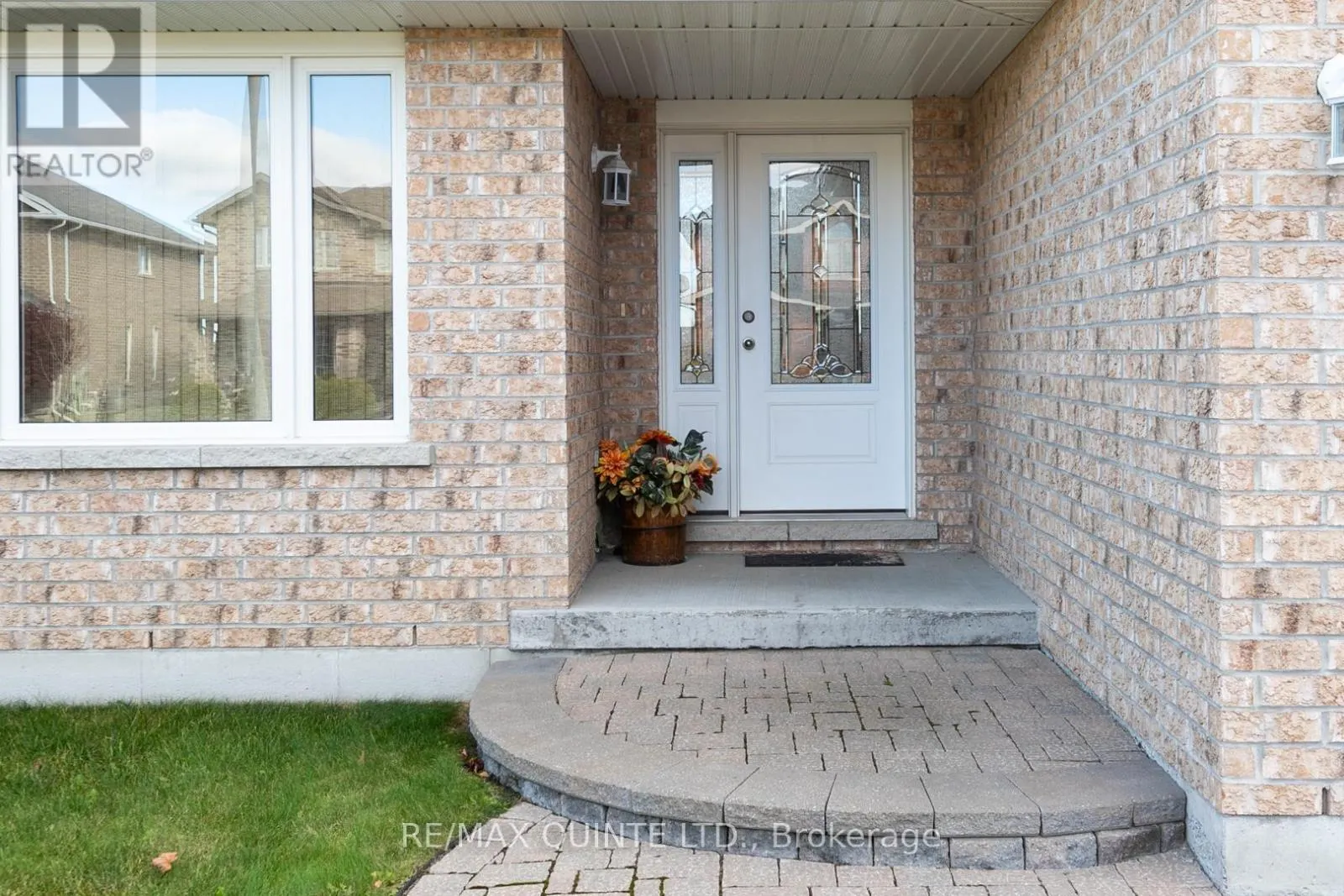 21 GALE CRESCENT