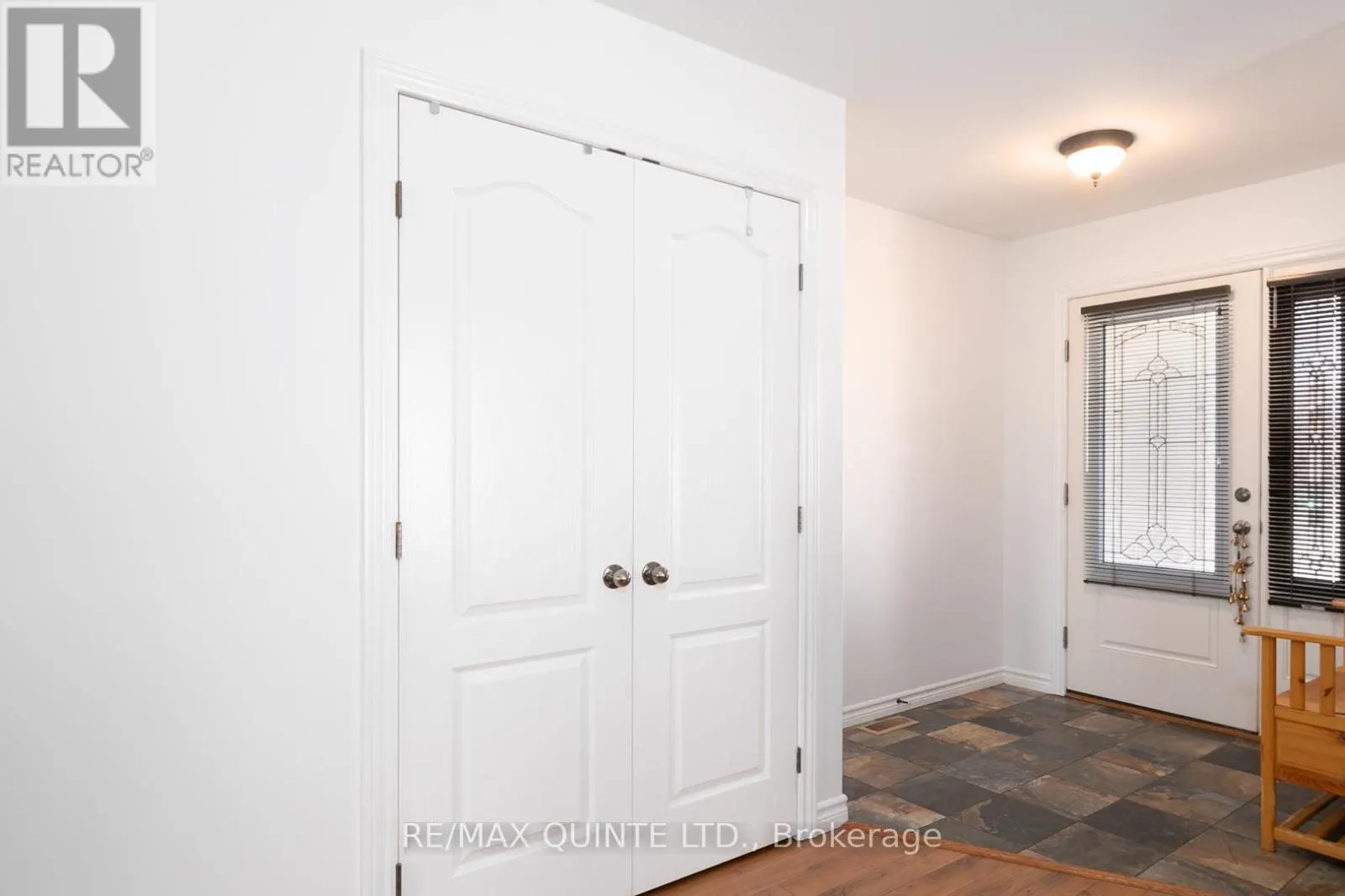 21 GALE CRESCENT