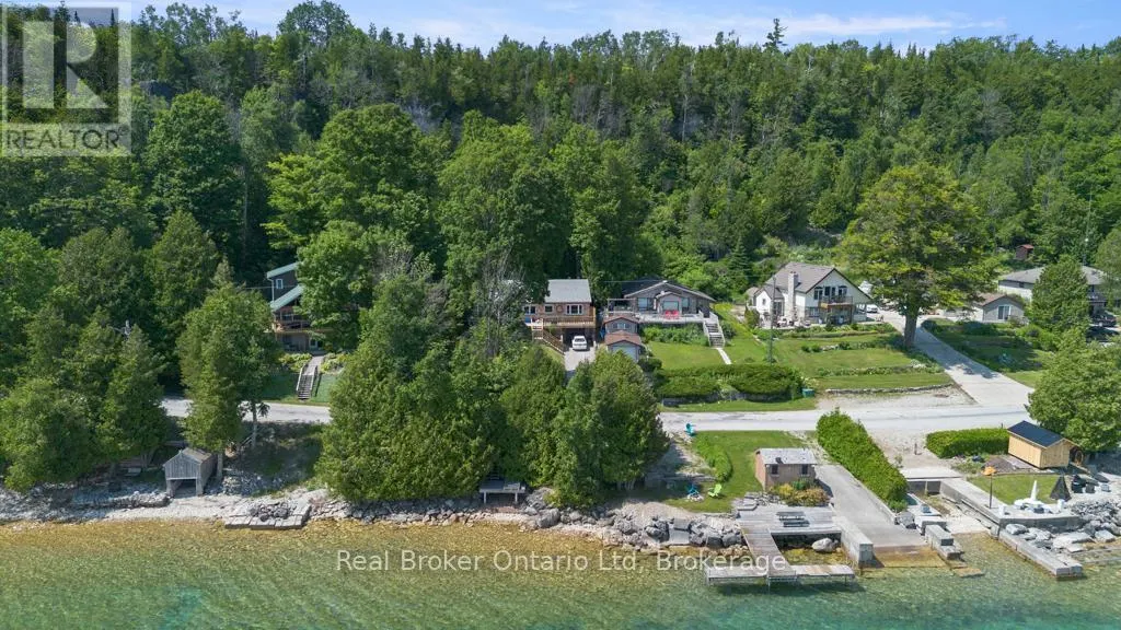 121 MALLORY BEACH ROAD