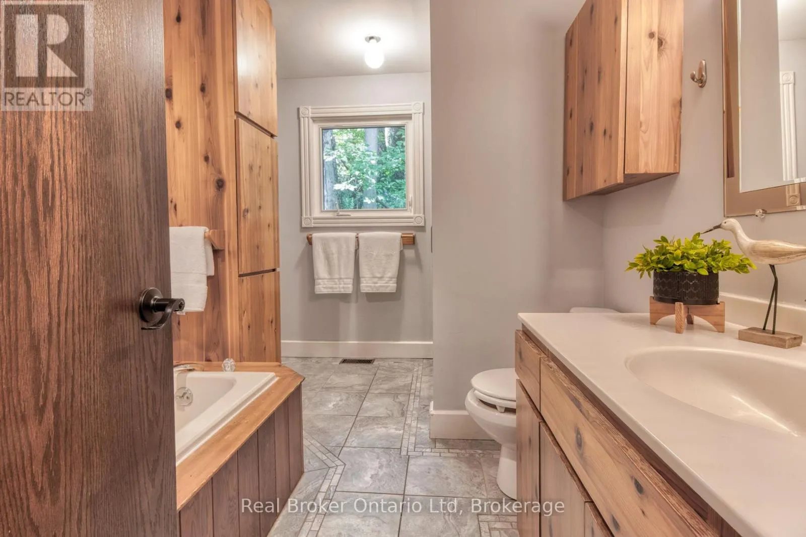121 MALLORY BEACH ROAD