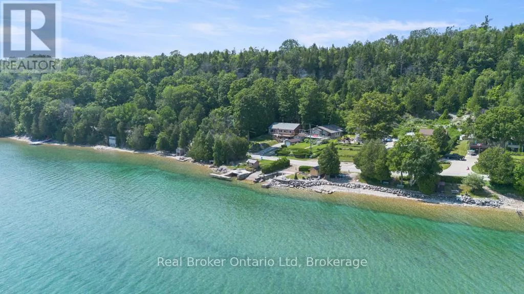 121 MALLORY BEACH ROAD