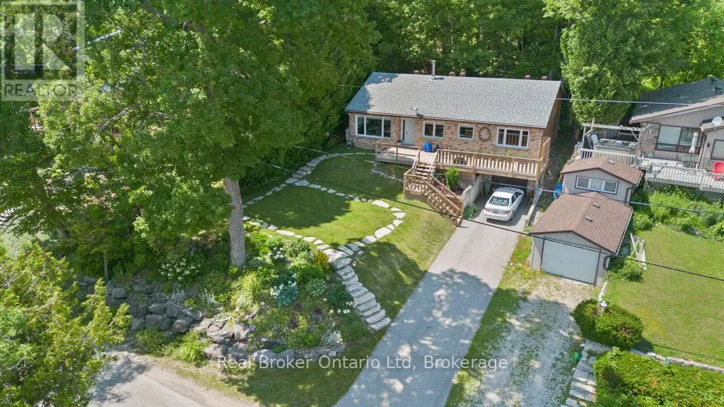 121 MALLORY BEACH ROAD