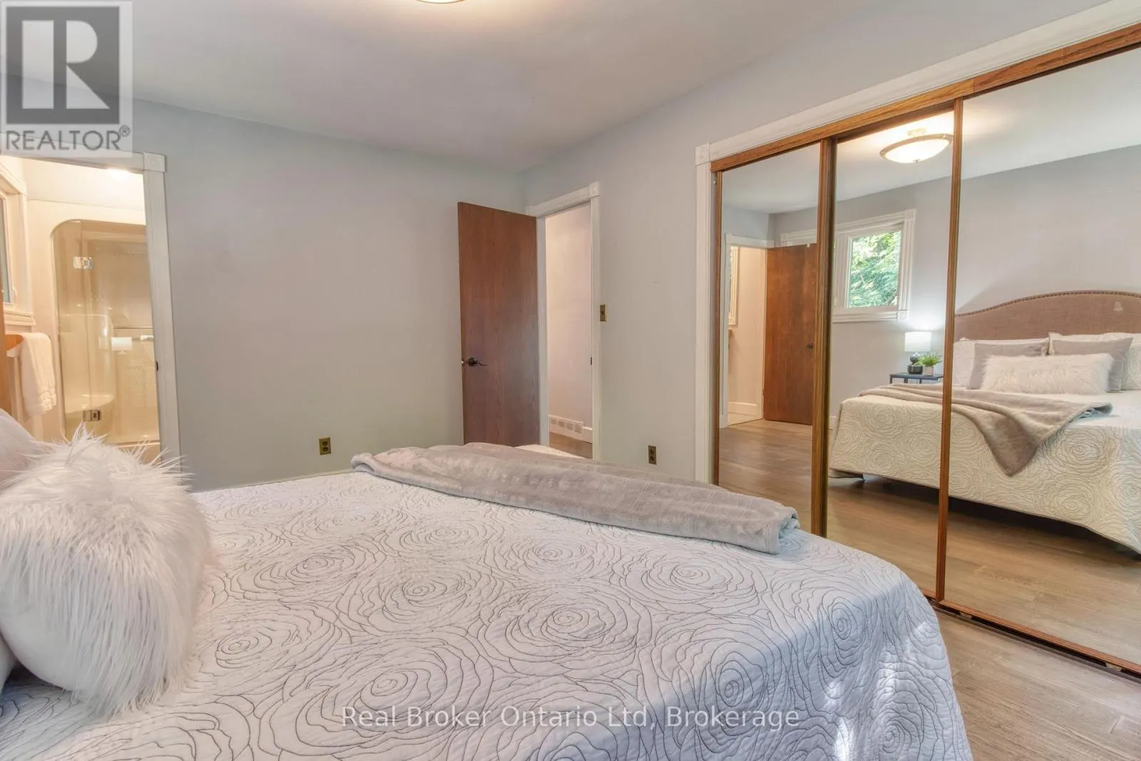 121 MALLORY BEACH ROAD