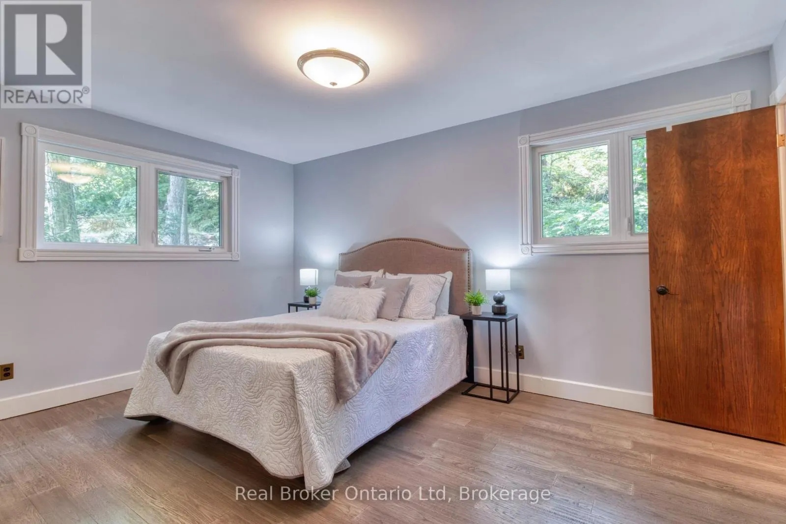 121 MALLORY BEACH ROAD